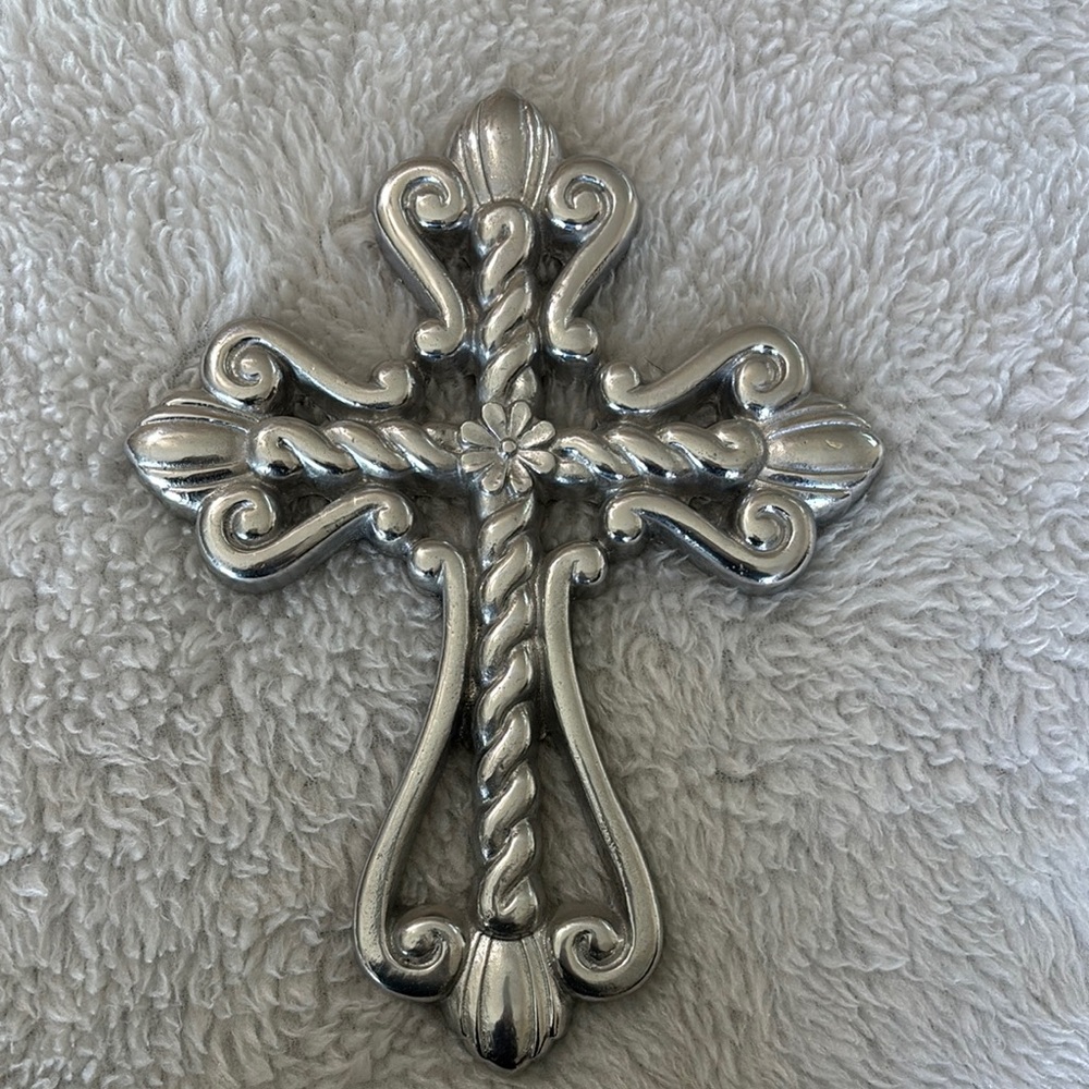 Silver Ornate Cross